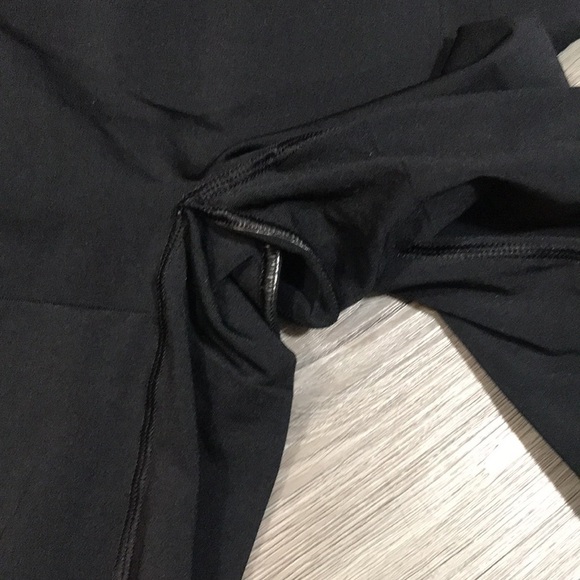 SPANX OnCore High Waist Mid-Thigh Black Shaper Shorts size S - Picture 3 of 9